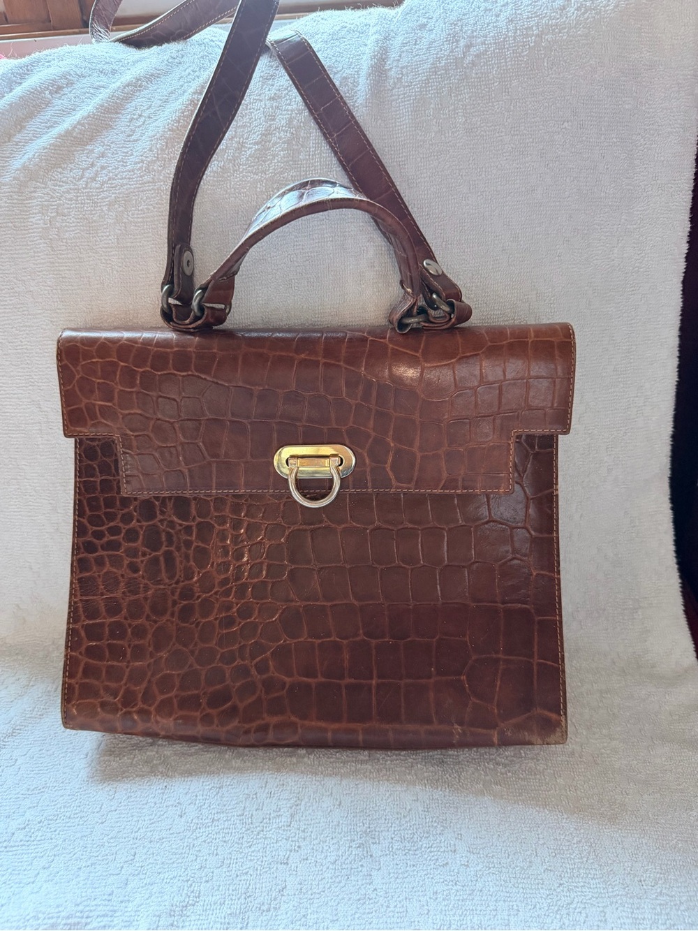 Vintage Furla Brown Croc-Embossed Leather Shoulder Bag with Gold-Tone Hardware